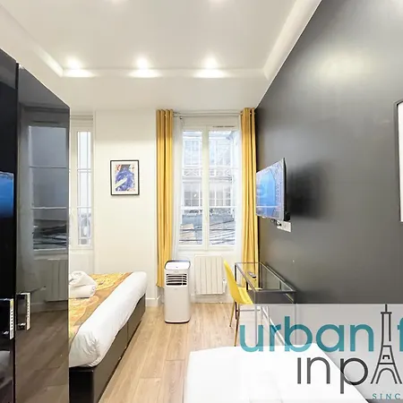 Apartment 156 - Urban Ysl Flat In Montorgueil